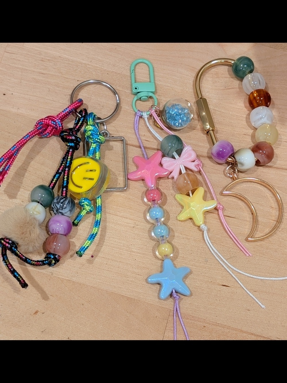 Gold Crescent Moon Beaded Keyring Multicolor Glass Beads - Picture 4 of 4